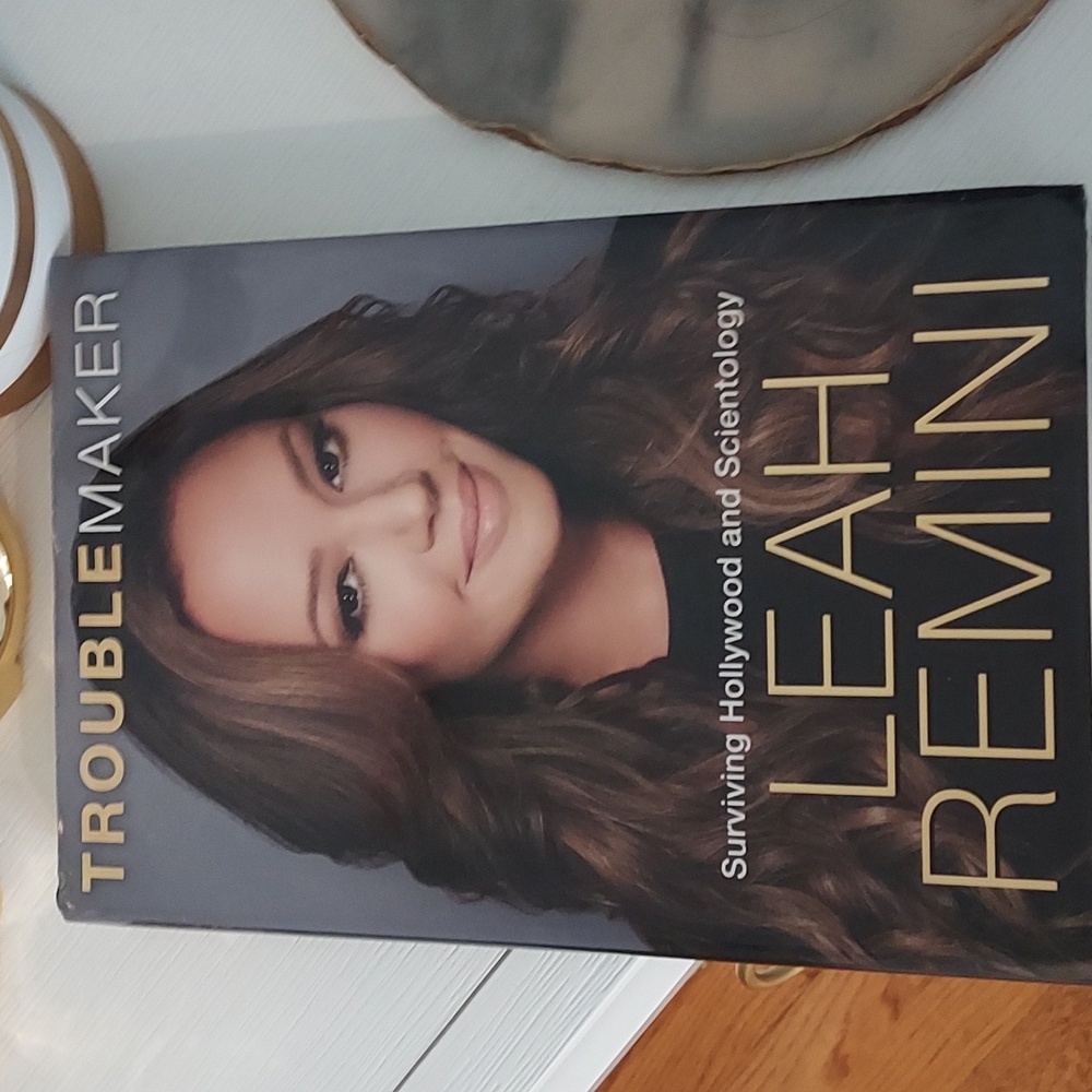 Like New! Leah Remini Book